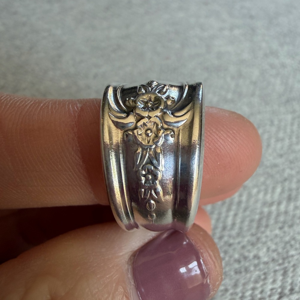Magnolia Spoon Ring - Picture 12 of 14